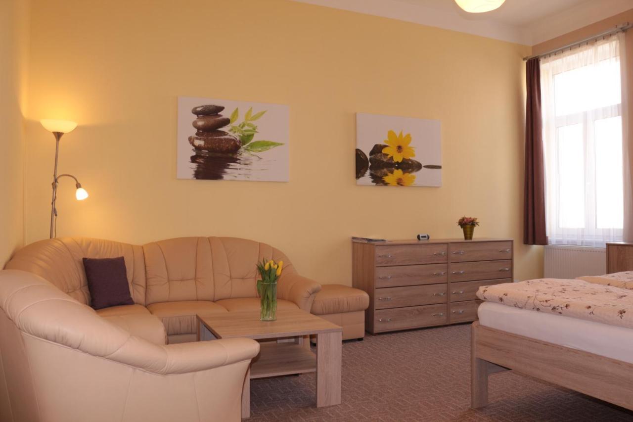 Homely Apartments Villa Christiana Маріанські Лазні Екстер'єр фото