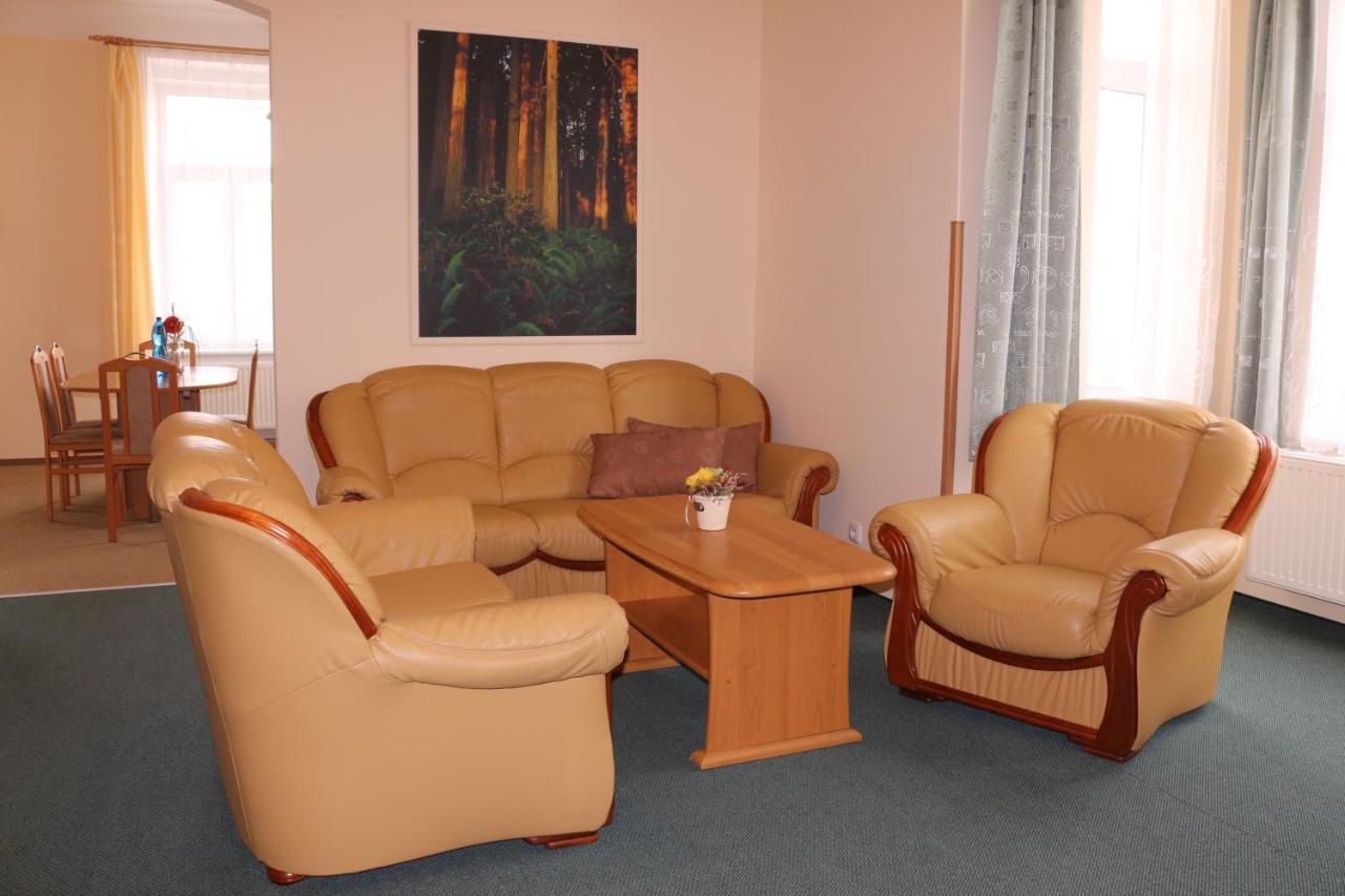 Homely Apartments Villa Christiana Маріанські Лазні Екстер'єр фото